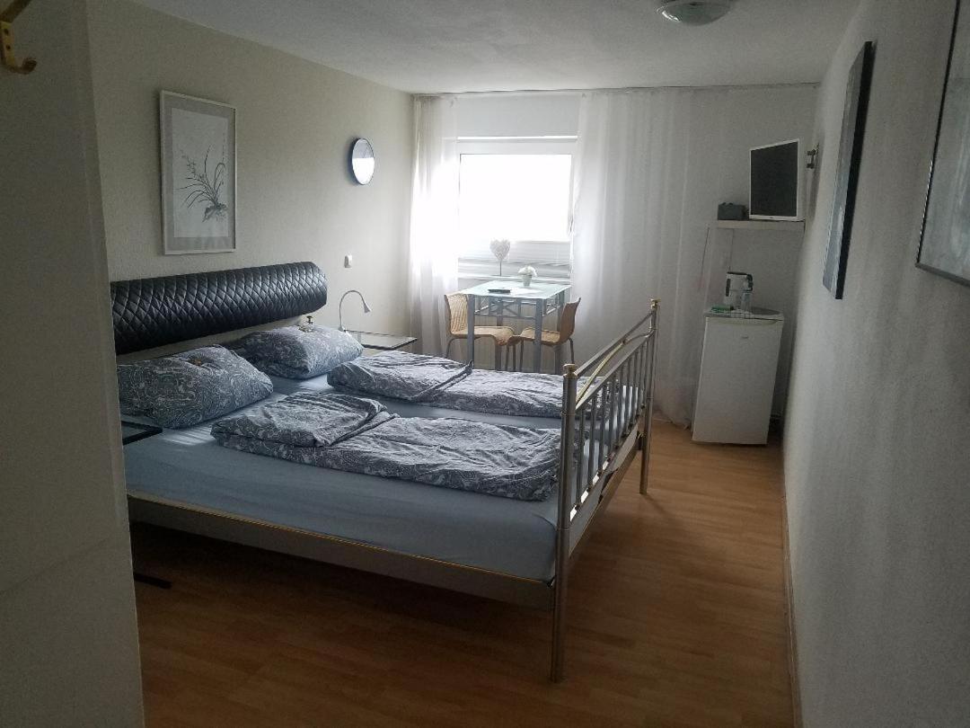 ליבק Rooming24, Kleine Pension מראה חיצוני תמונה