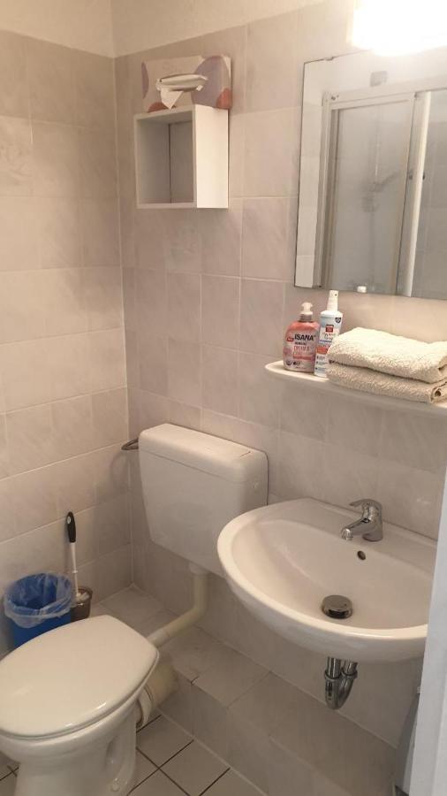 ליבק Rooming24, Kleine Pension מראה חיצוני תמונה
