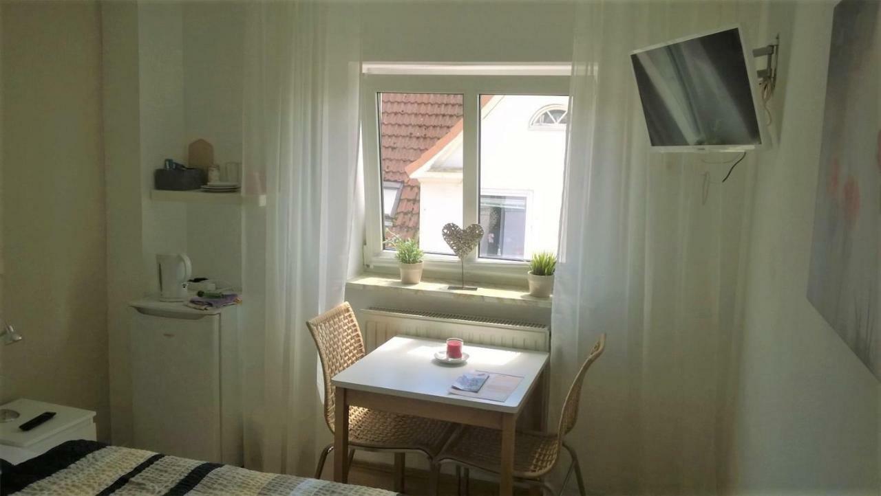 ליבק Rooming24, Kleine Pension מראה חיצוני תמונה