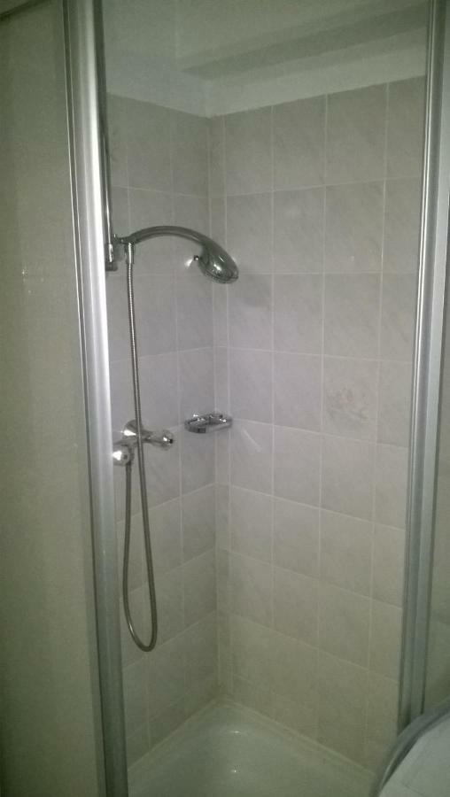 ליבק Rooming24, Kleine Pension מראה חיצוני תמונה