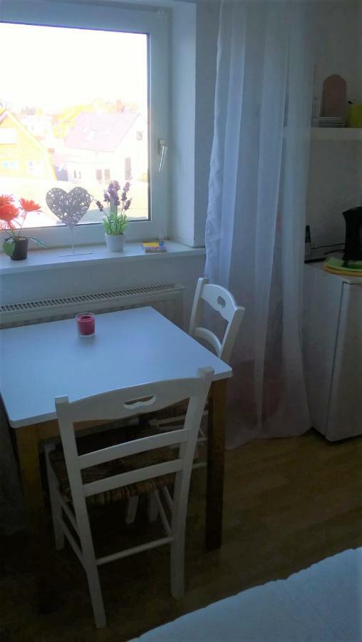 ליבק Rooming24, Kleine Pension מראה חיצוני תמונה